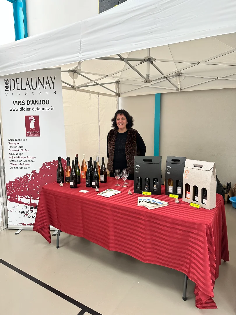 Stand de vigneron Delaunay pour le marché de Noël de d'Angoulins sur mer